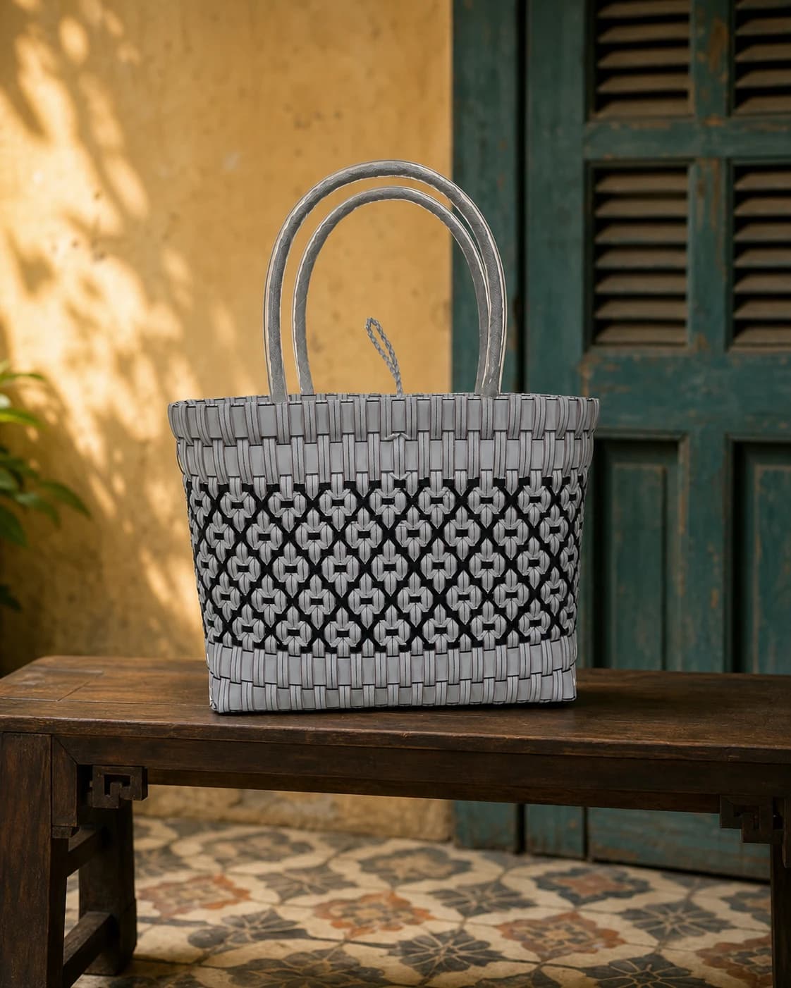 Charcoal Blossom Bag — Grey · Black